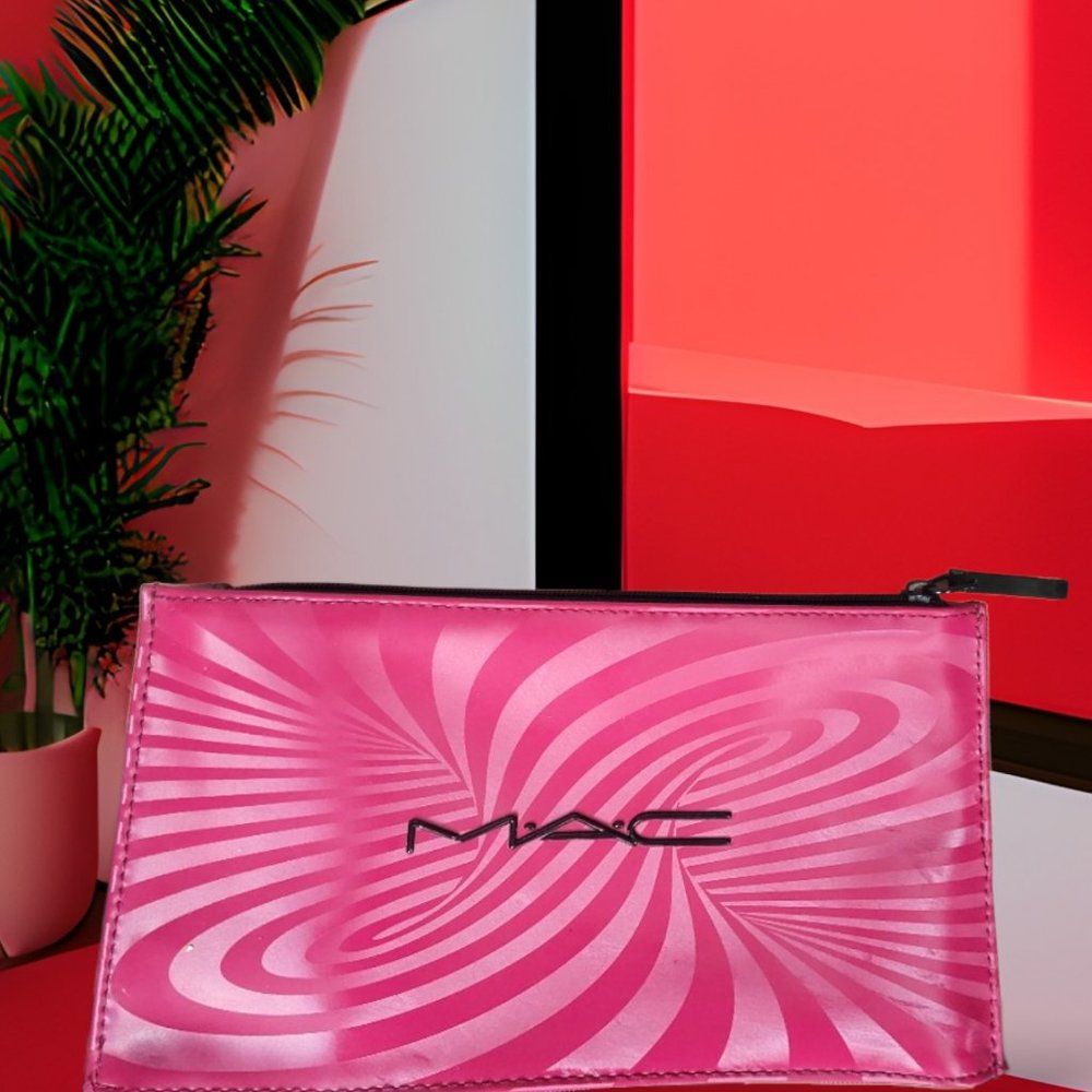 MAC double-sided make-up pouch
